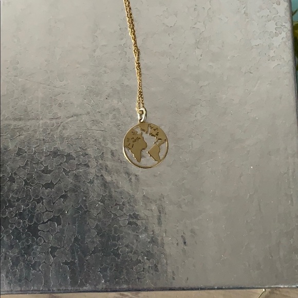 Globe Necklace - Picture 3 of 3